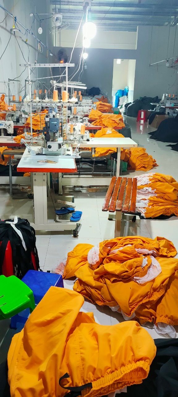 Xưởng sản xuất Khu vực in / thêu - May Thêu Hoàng Ánh